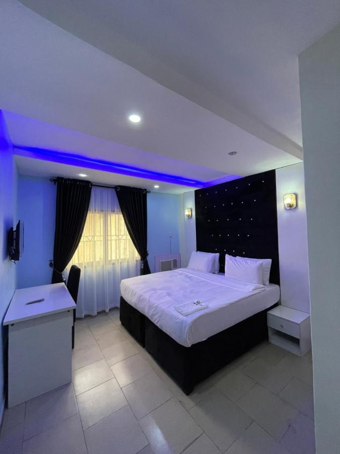 Alluring View Hotel - Allen Avenue Lagos Exteriör bild